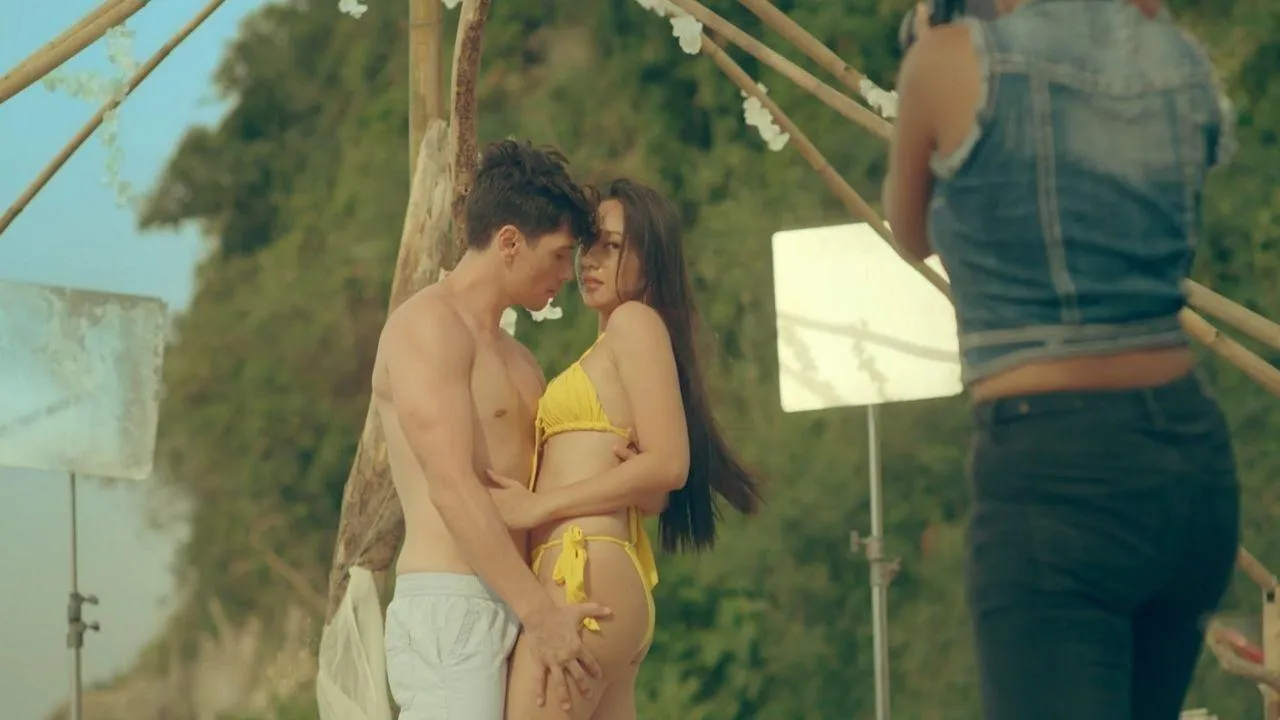 Cô Gái Bí Ẩn (2018)